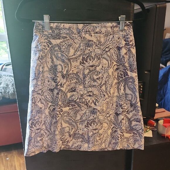 Margaret M Blue and White Paisley A-Line Skirt Size XS - Picture 1 of 4
